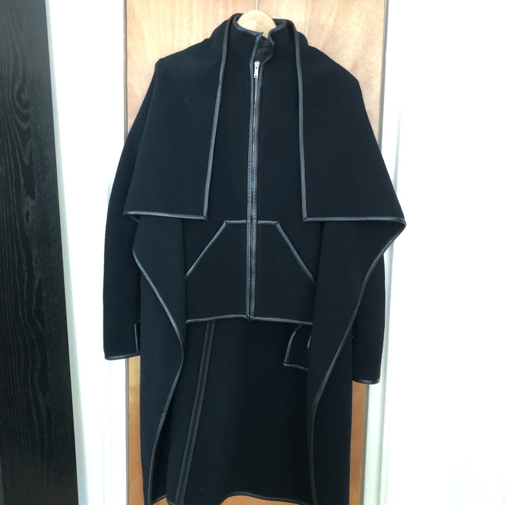 Gareth Pugh avantgarde RARE black coat lthr trim